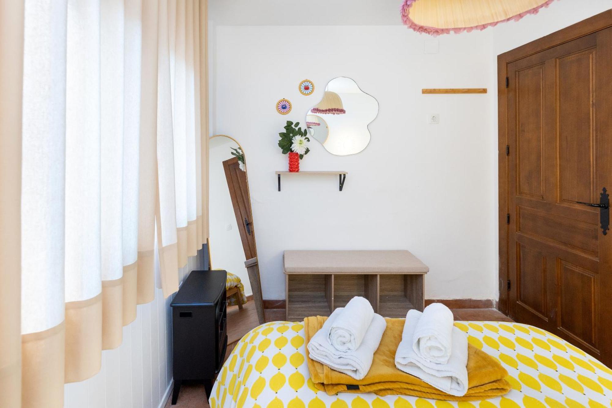 Apartamentos - Pinksparrow - Granada Pokoj fotografie