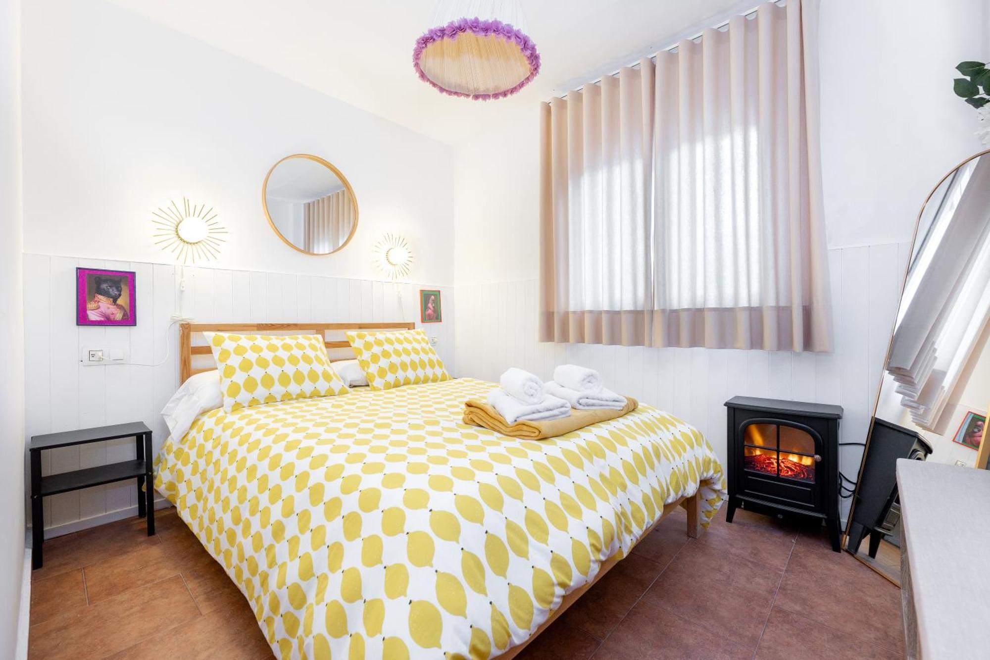 Apartamentos - Pinksparrow - Granada Pokoj fotografie