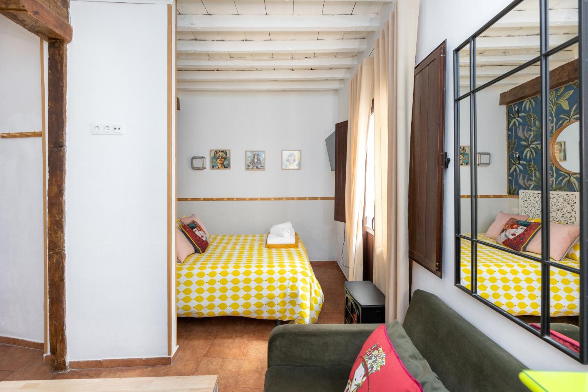 Apartamentos - Pinksparrow - Granada Pokoj fotografie